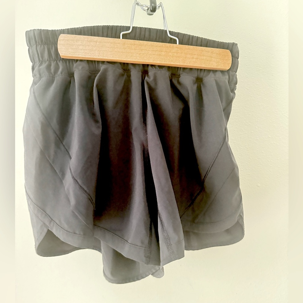 Lulu lemon black shorts